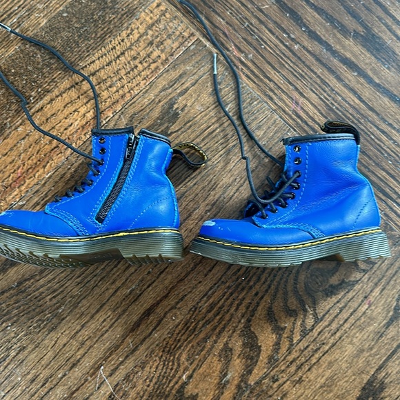 New Dr. Martens Infant/Toddler Leather Lace Up Boots US4 - Picture 4 of 5